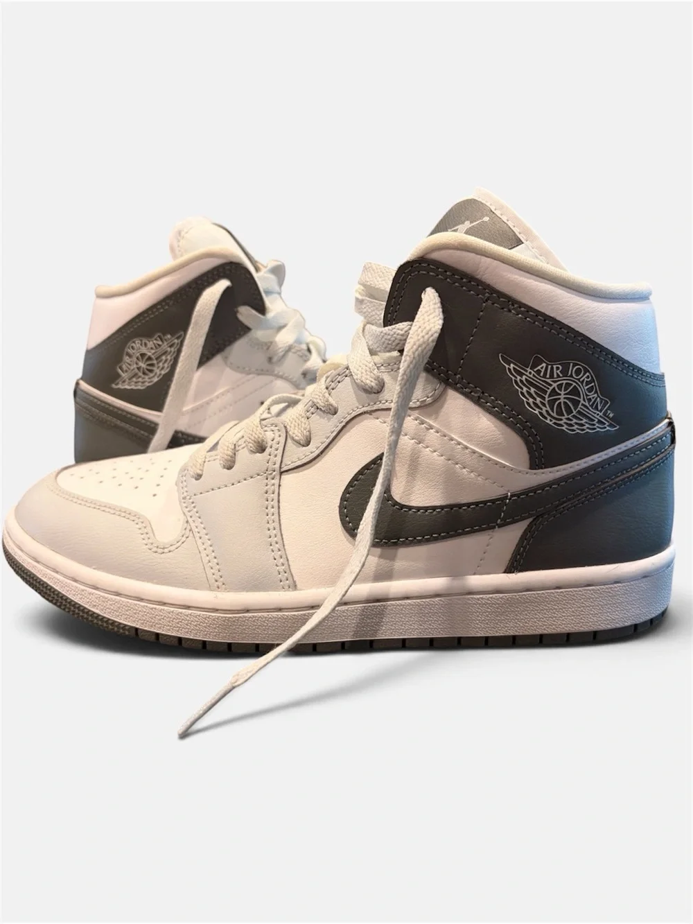 Nike Air Jordan 1 Mid White/Wolf Grey/Anthracite Men’s 9 | Like New